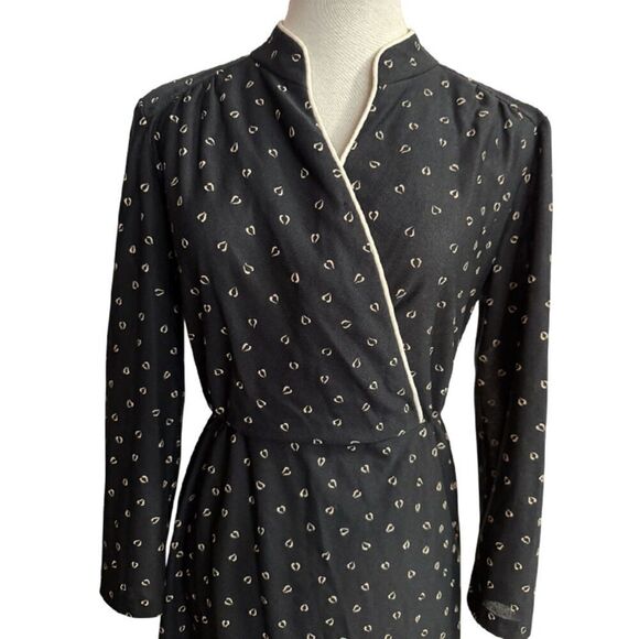 Black and Cream Print Vintage 60's Cross Bust Dress Size 10 - Picture 4 of 9